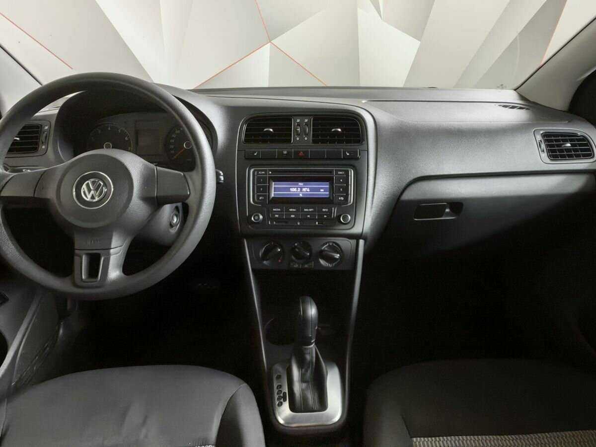 Купить Volkswagen Polo с пробегом. Фото: #9
