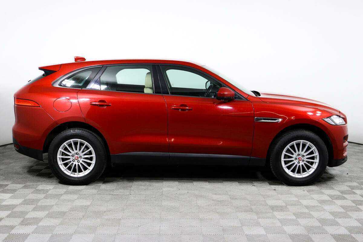 Купить Jaguar F-Pace с пробегом. Фото: #3