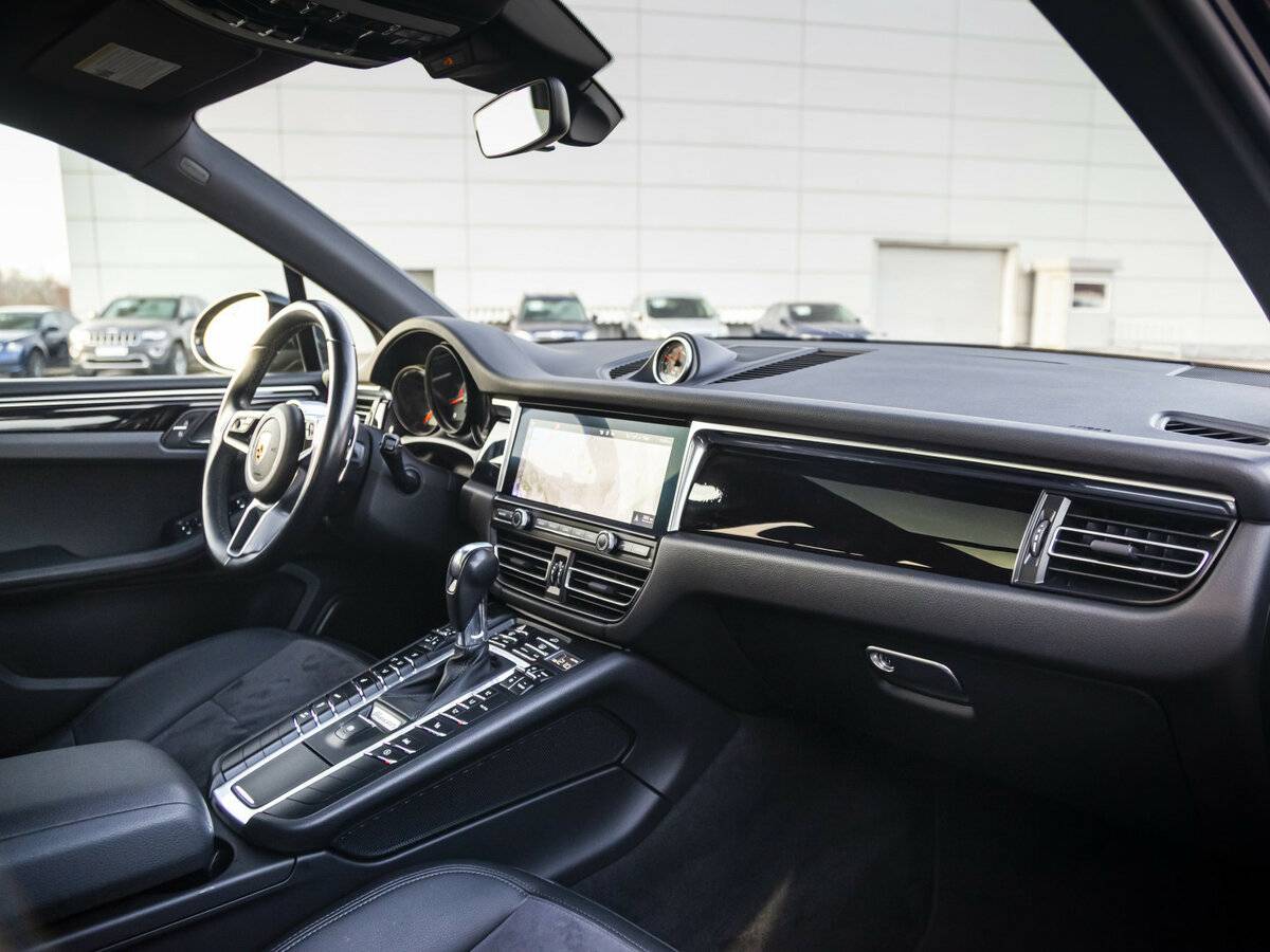 Купить Porsche Macan с пробегом. Фото: #8