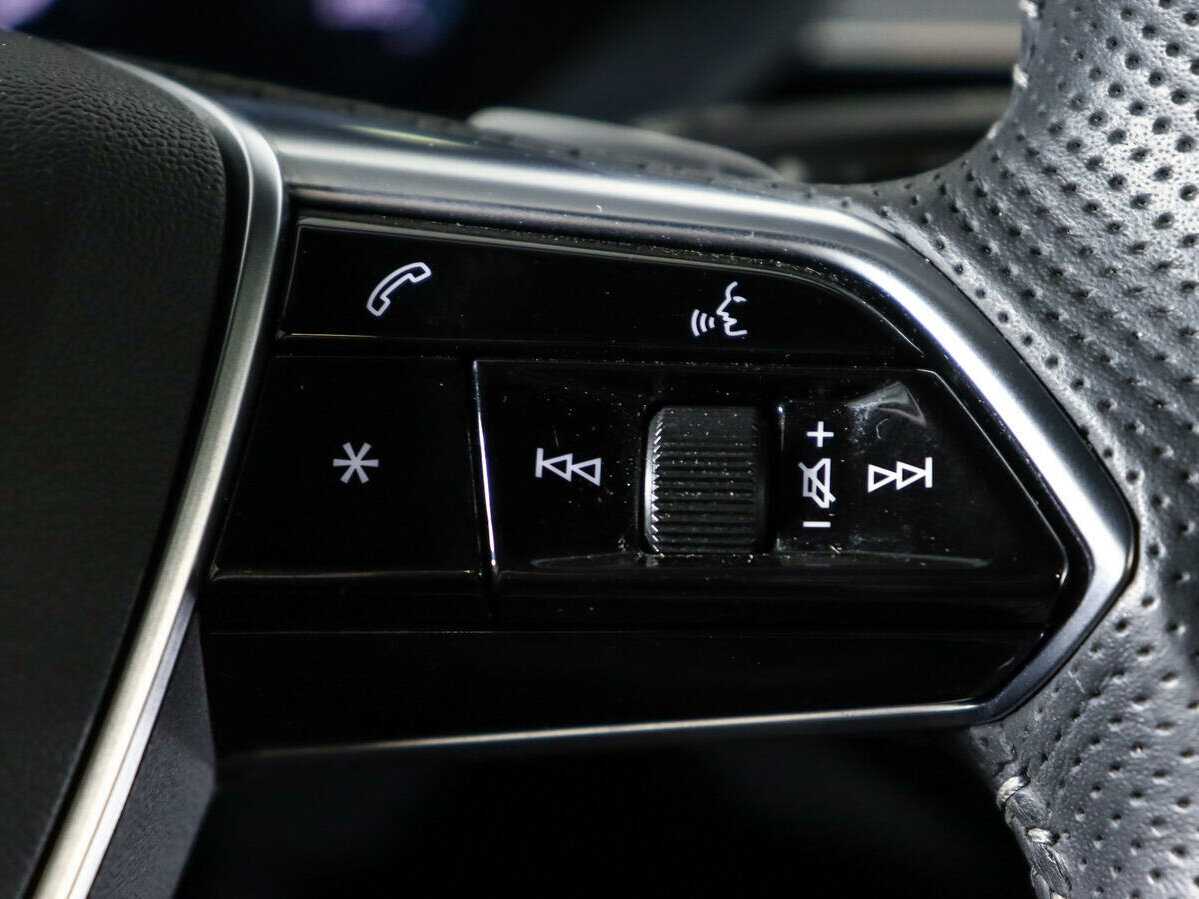 Купить Audi e-tron с пробегом. Фото: #23