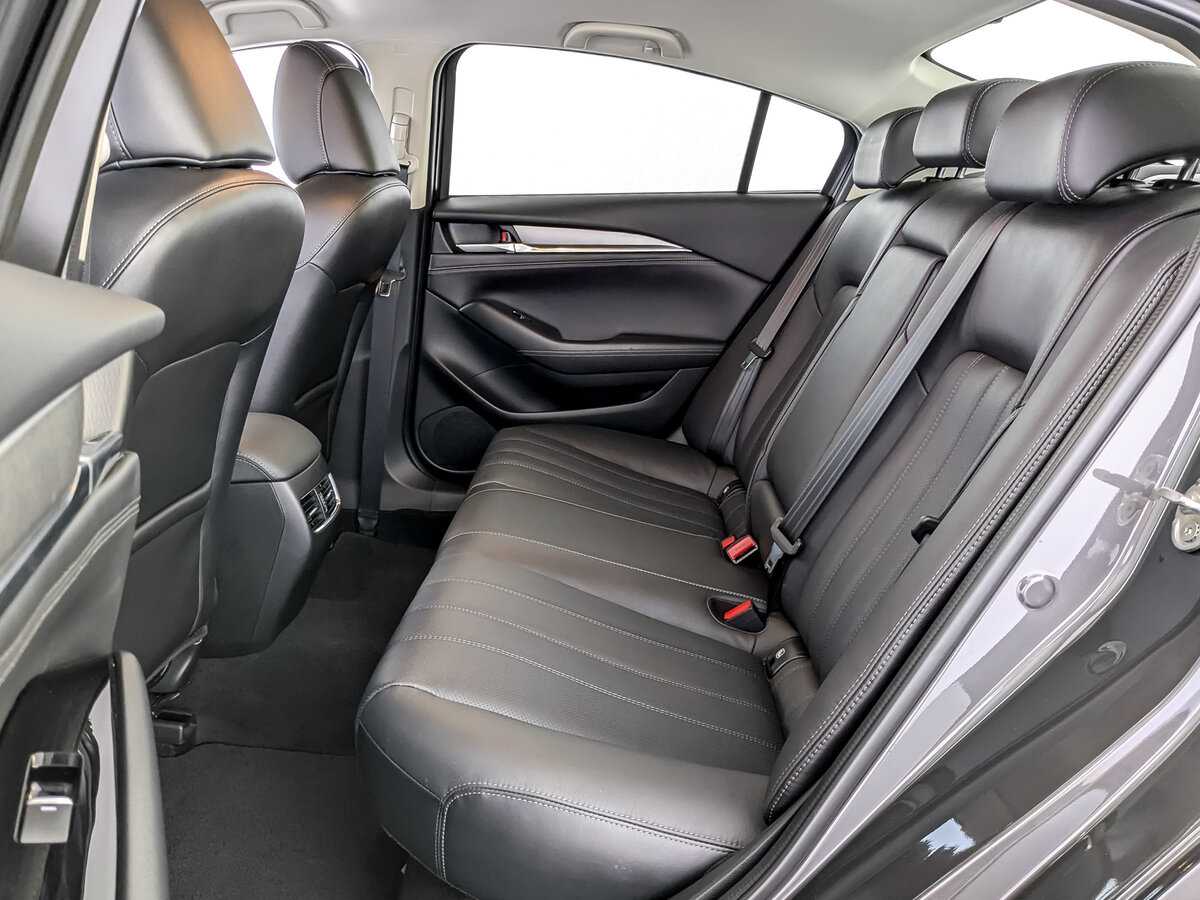 Купить Mazda 6 с пробегом. Фото: #9