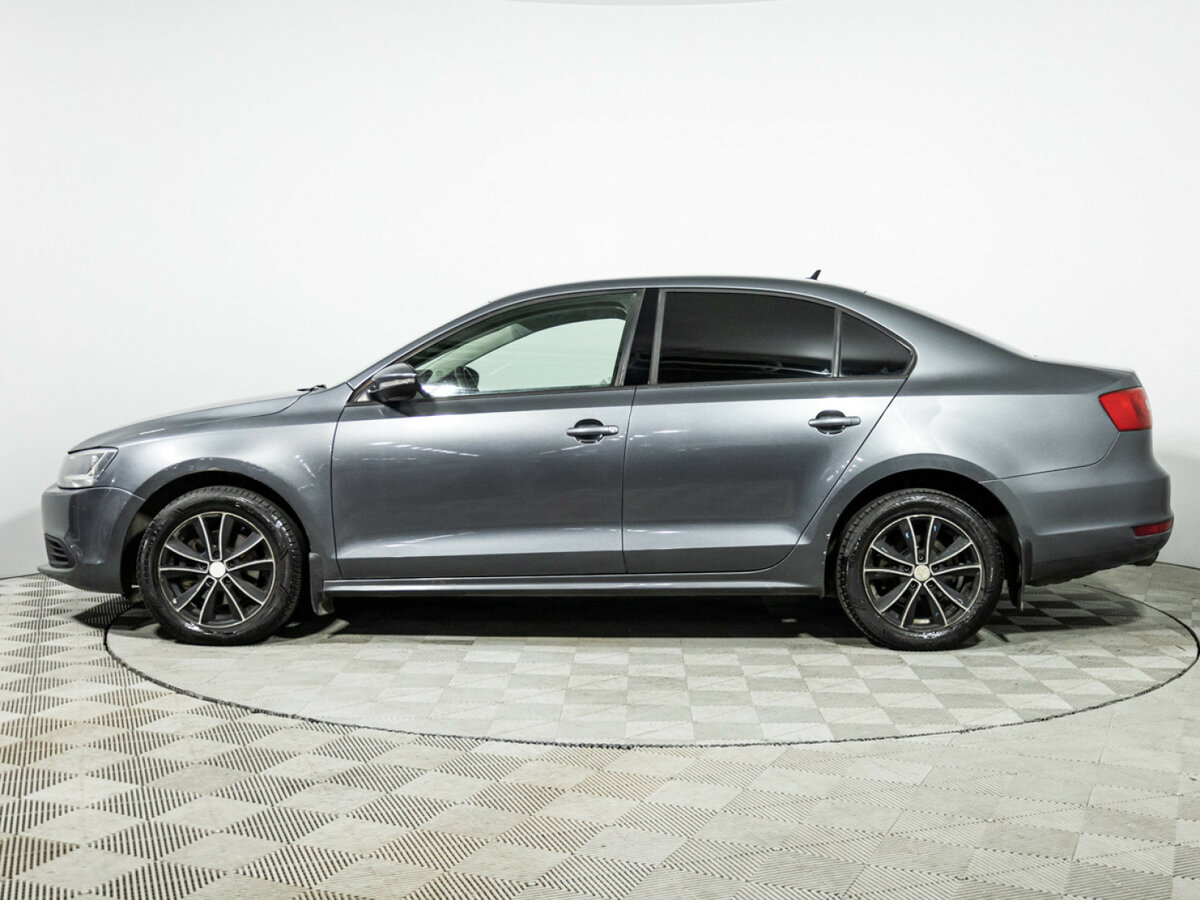Купить Volkswagen Jetta с пробегом. Фото: #7