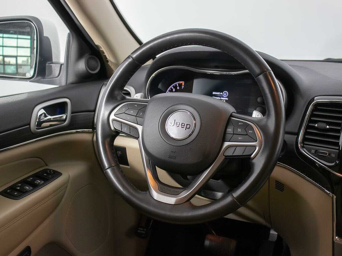 Купить Jeep Grand Cherokee с пробегом. Фото: #14