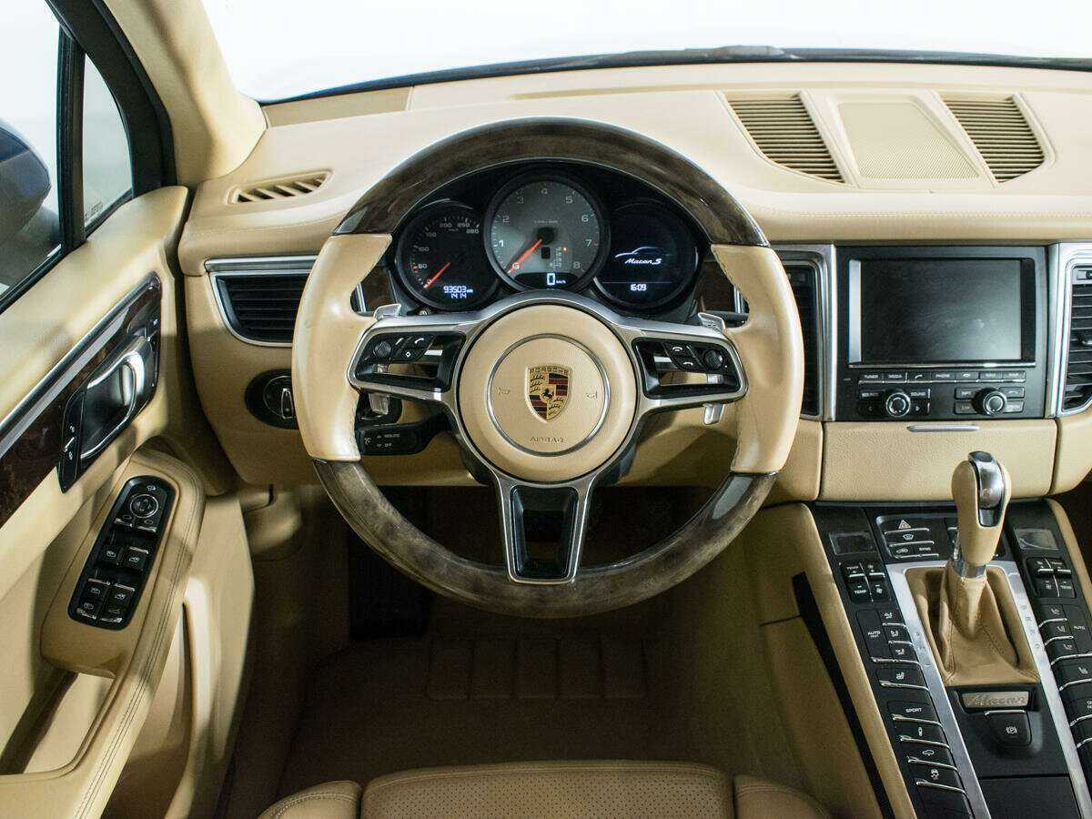 Купить Porsche Macan с пробегом. Фото: #18