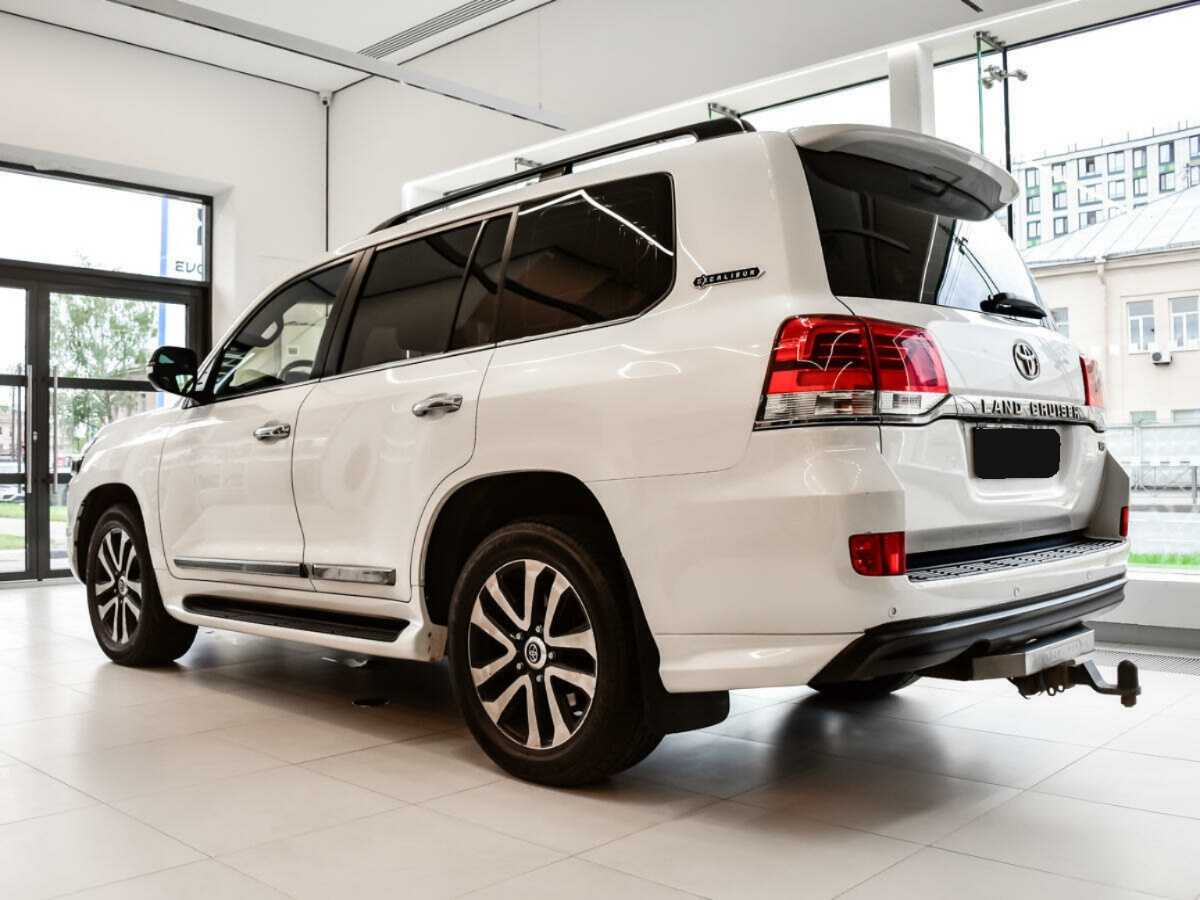 Купить Toyota Land Cruiser с пробегом. Фото: #5