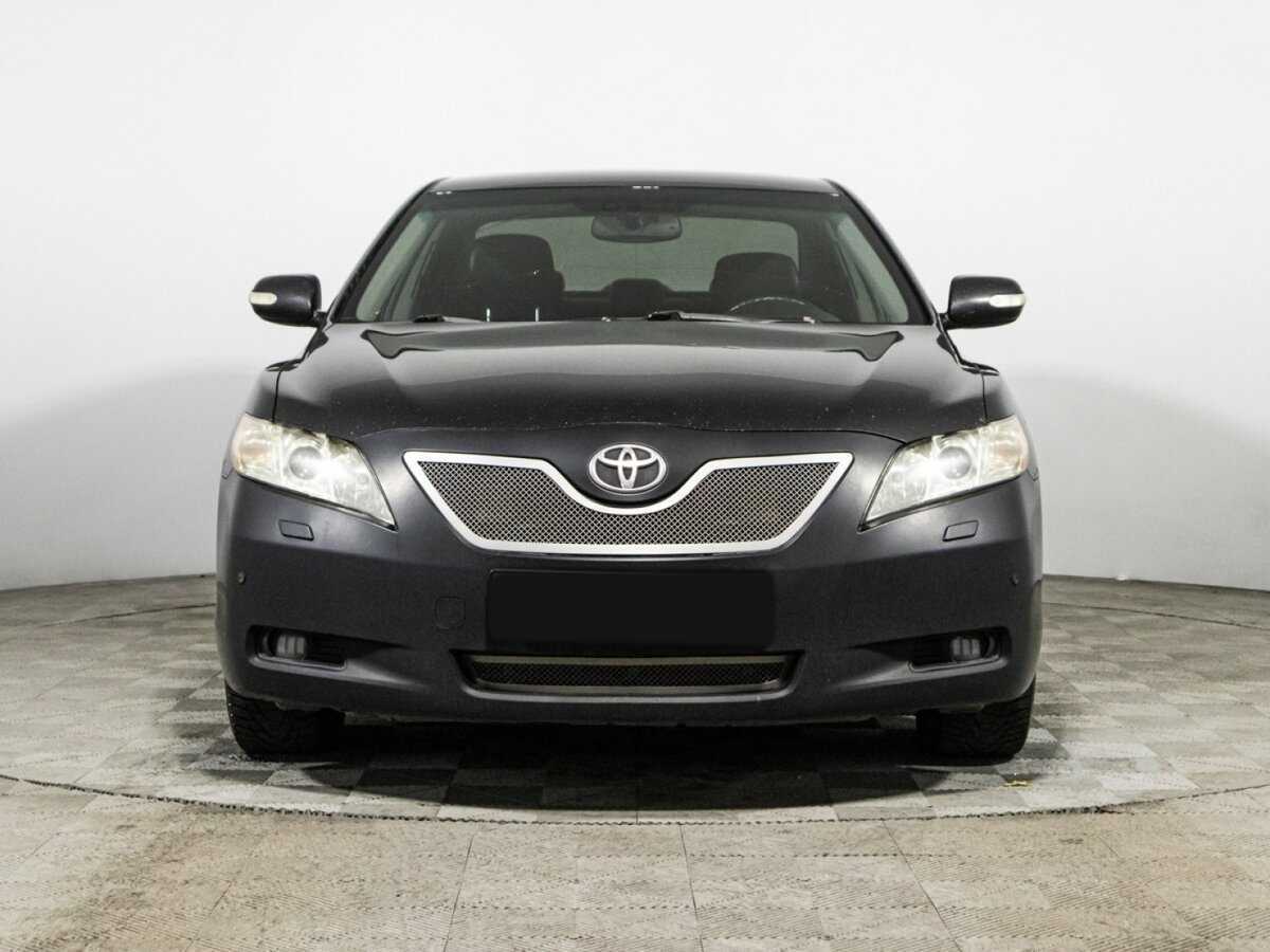 Купить Toyota Camry с пробегом. Фото: #1