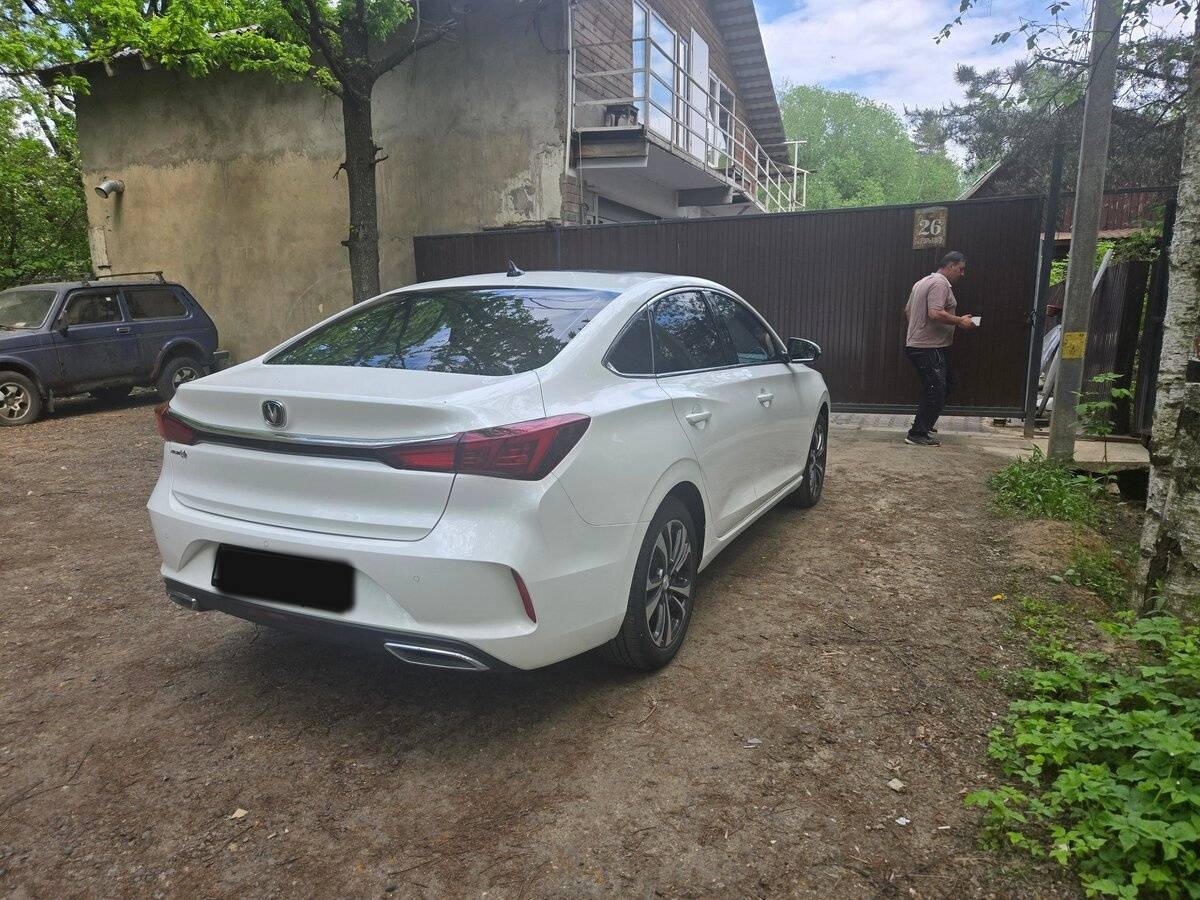 Купить Changan Eado Plus с пробегом. Фото: #1