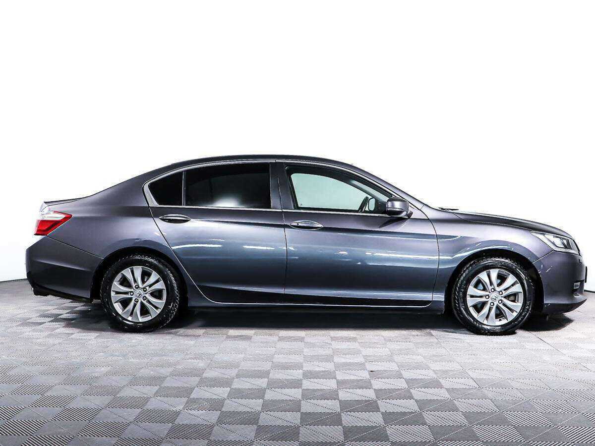 Купить Honda Accord с пробегом. Фото: #2