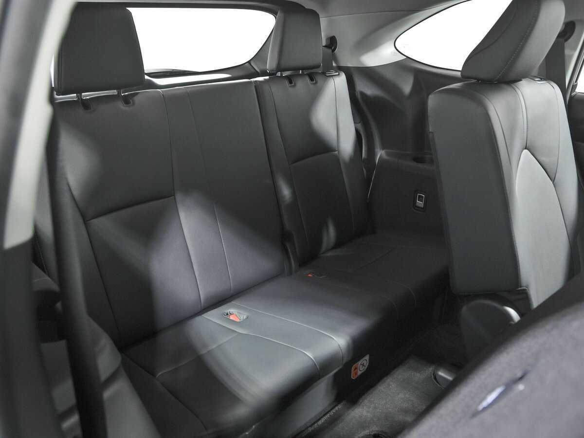 Купить Toyota Highlander с пробегом. Фото: #18