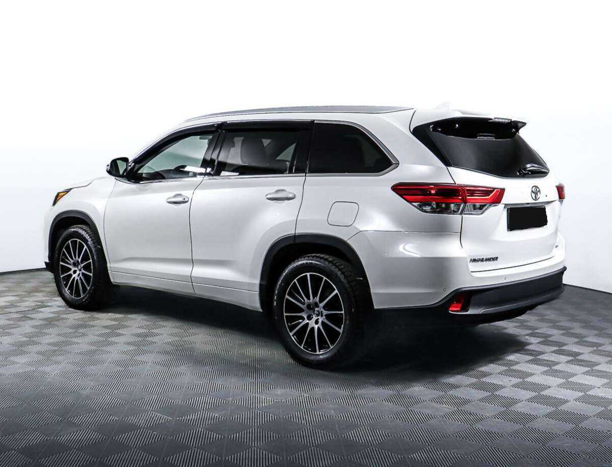 Купить Toyota Highlander с пробегом. Фото: #6