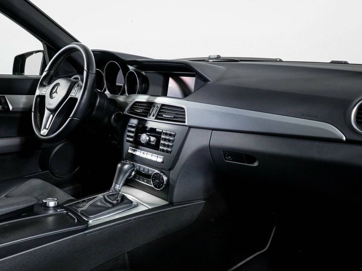 Купить Mercedes-Benz C-Класс с пробегом. Фото: #8