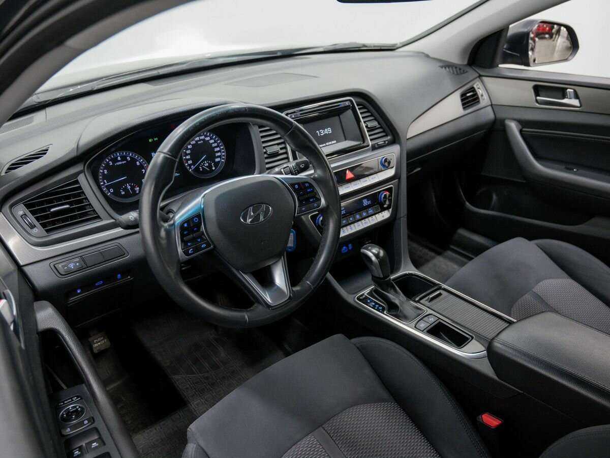 Купить Hyundai Sonata с пробегом. Фото: #13
