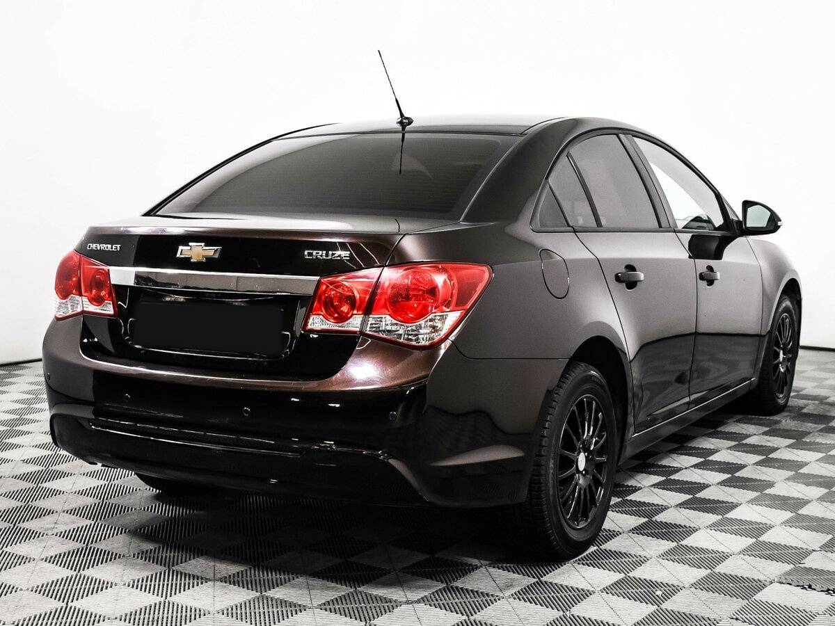 Купить Chevrolet Cruze с пробегом. Фото: #4