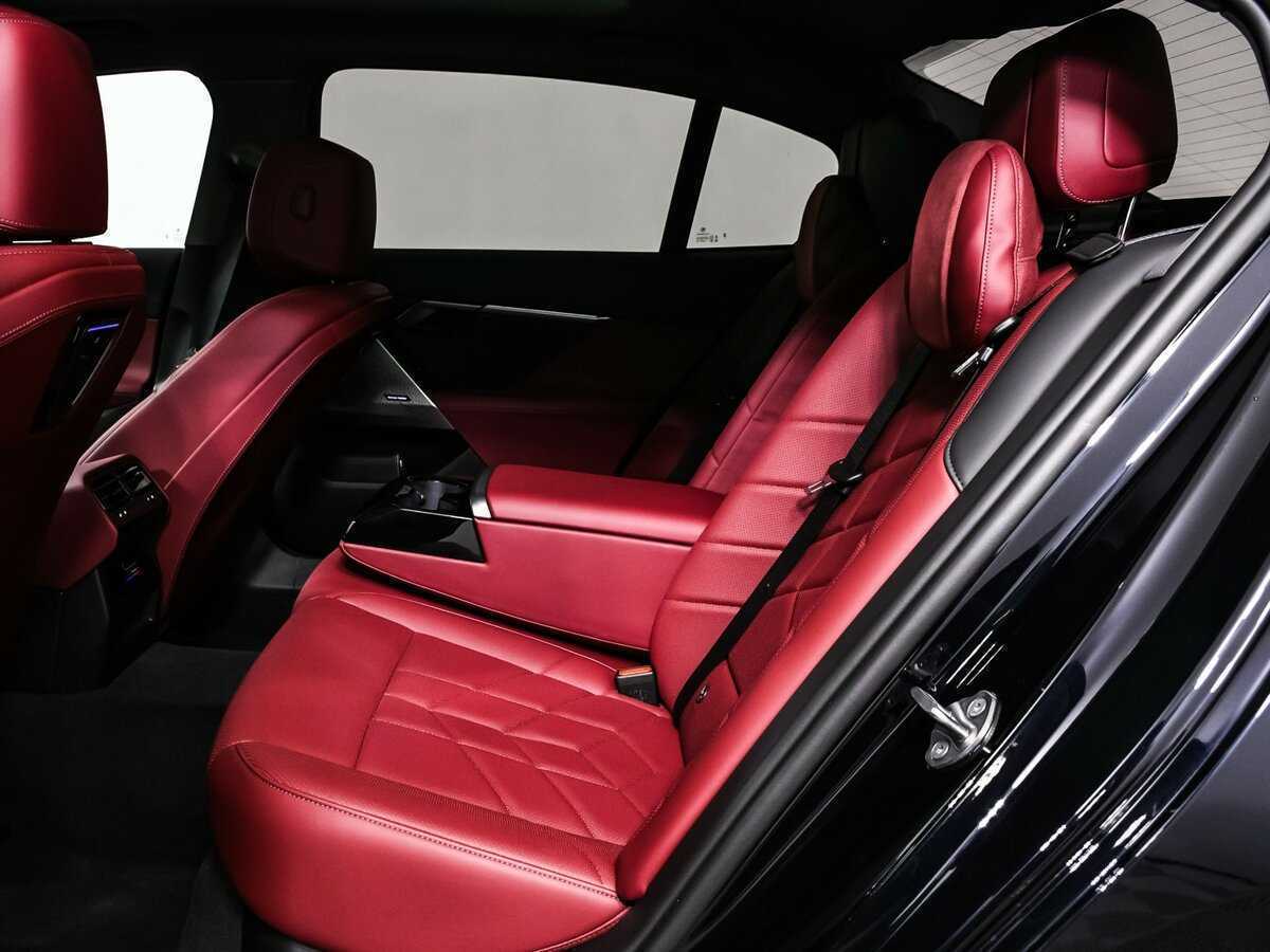 Купить BMW 5 серии с пробегом. Фото: #12