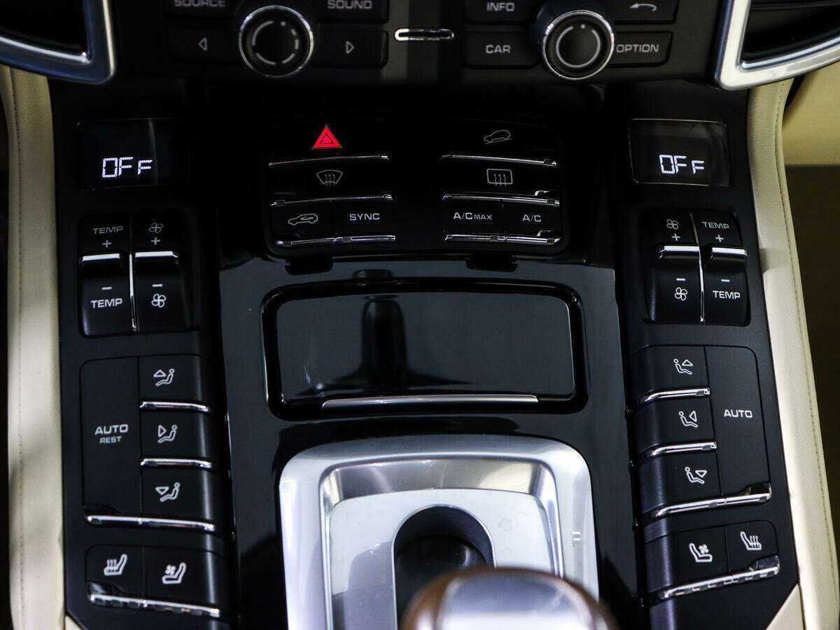 Купить Porsche Cayenne с пробегом. Фото: #19