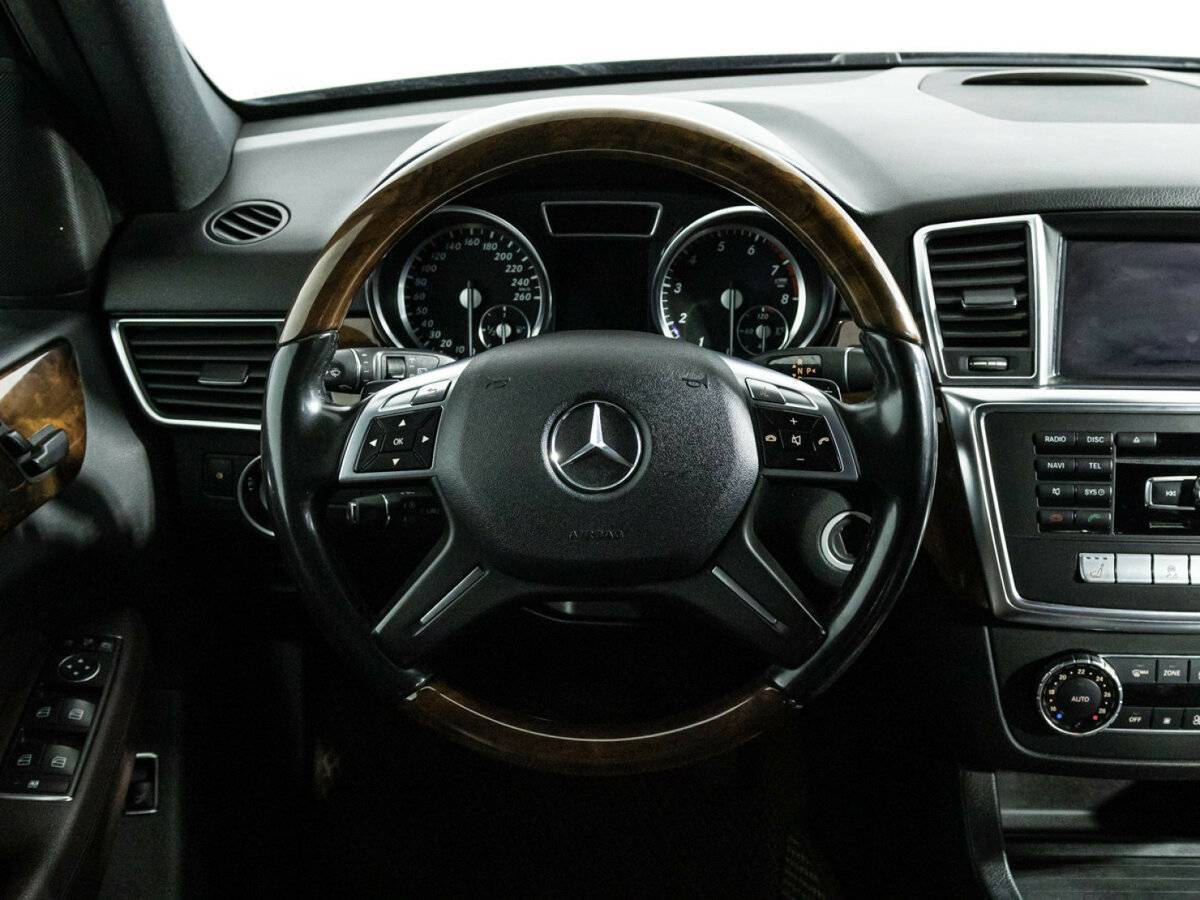 Купить Mercedes-Benz M-Класс с пробегом. Фото: #22