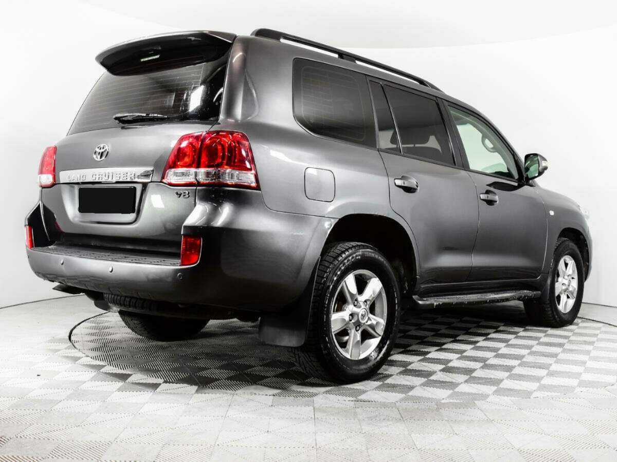Купить Toyota Land Cruiser с пробегом. Фото: #3