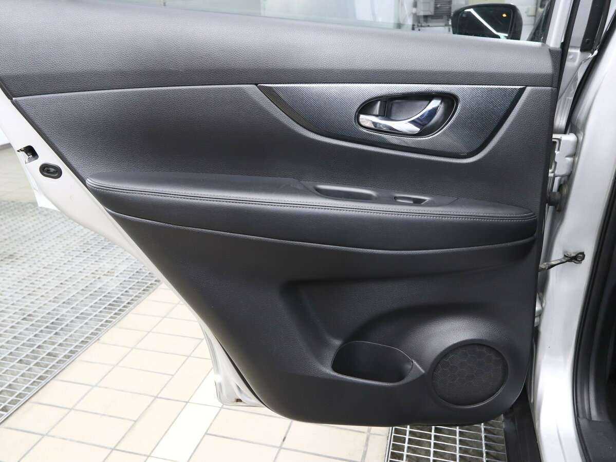 Купить Nissan X-Trail с пробегом. Фото: #10