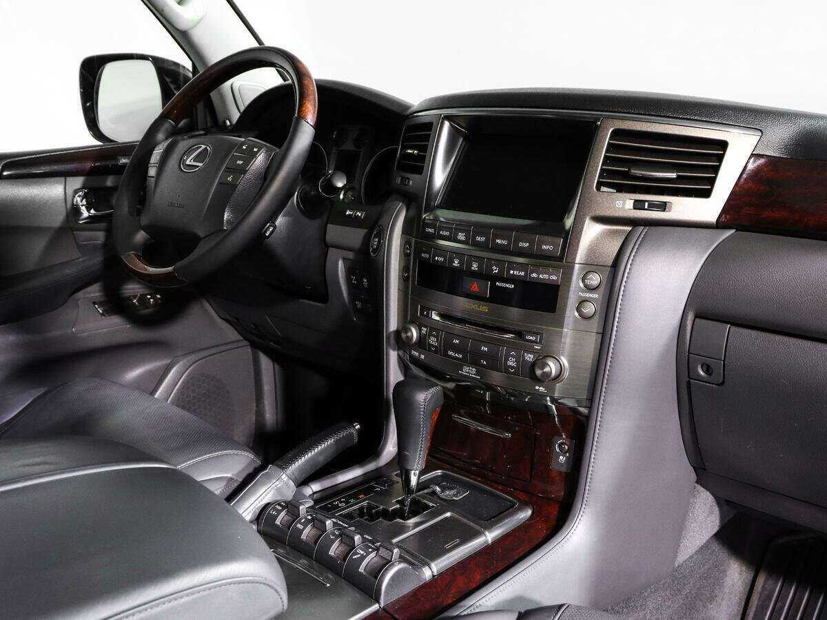 Купить Lexus LX с пробегом. Фото: #8