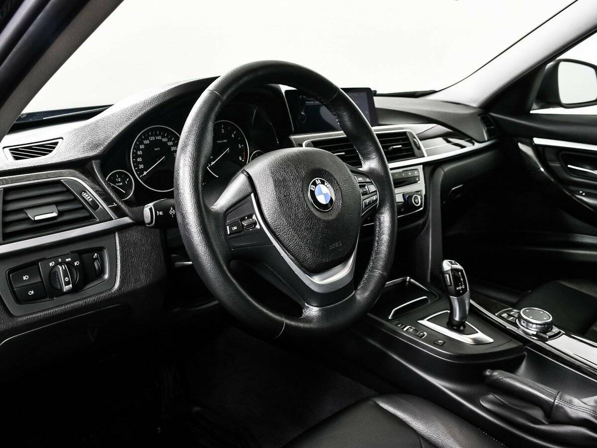 Купить BMW 3 серии с пробегом. Фото: #12