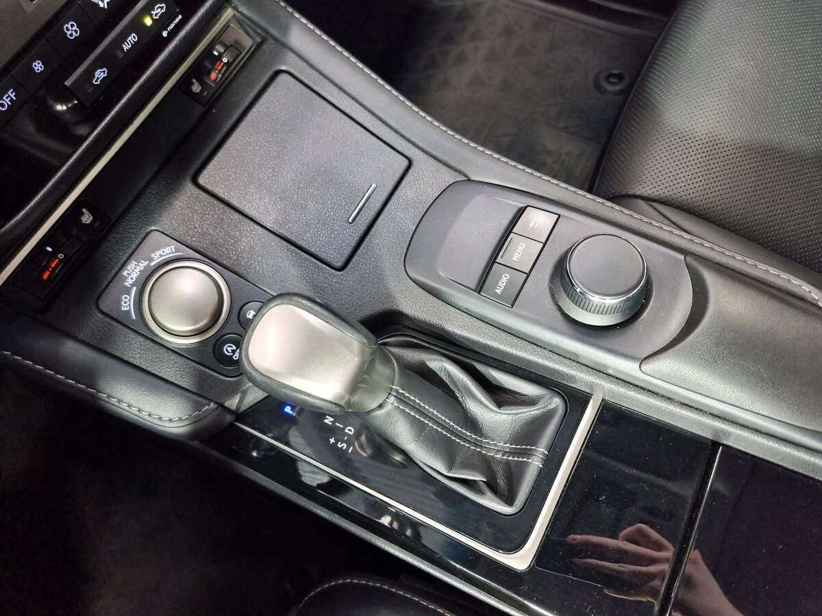 Купить Lexus ES с пробегом. Фото: #21