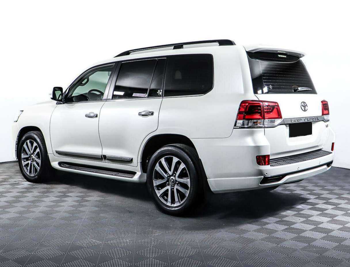 Купить Toyota Land Cruiser с пробегом. Фото: #7