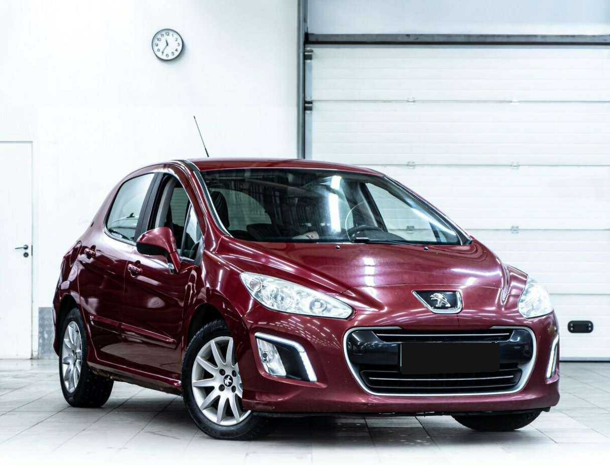 Купить Peugeot 308 с пробегом. Фото: #1
