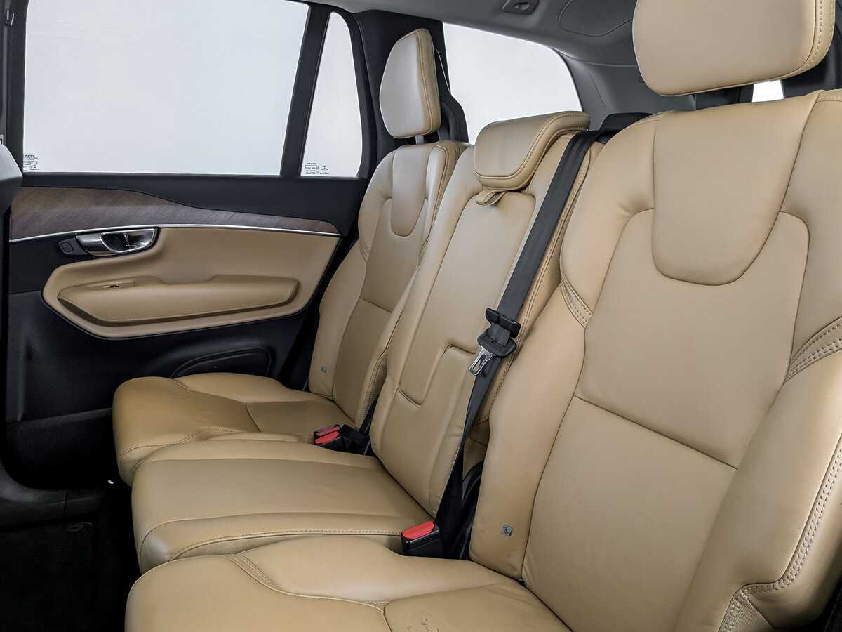 Купить Volvo XC90 с пробегом. Фото: #9