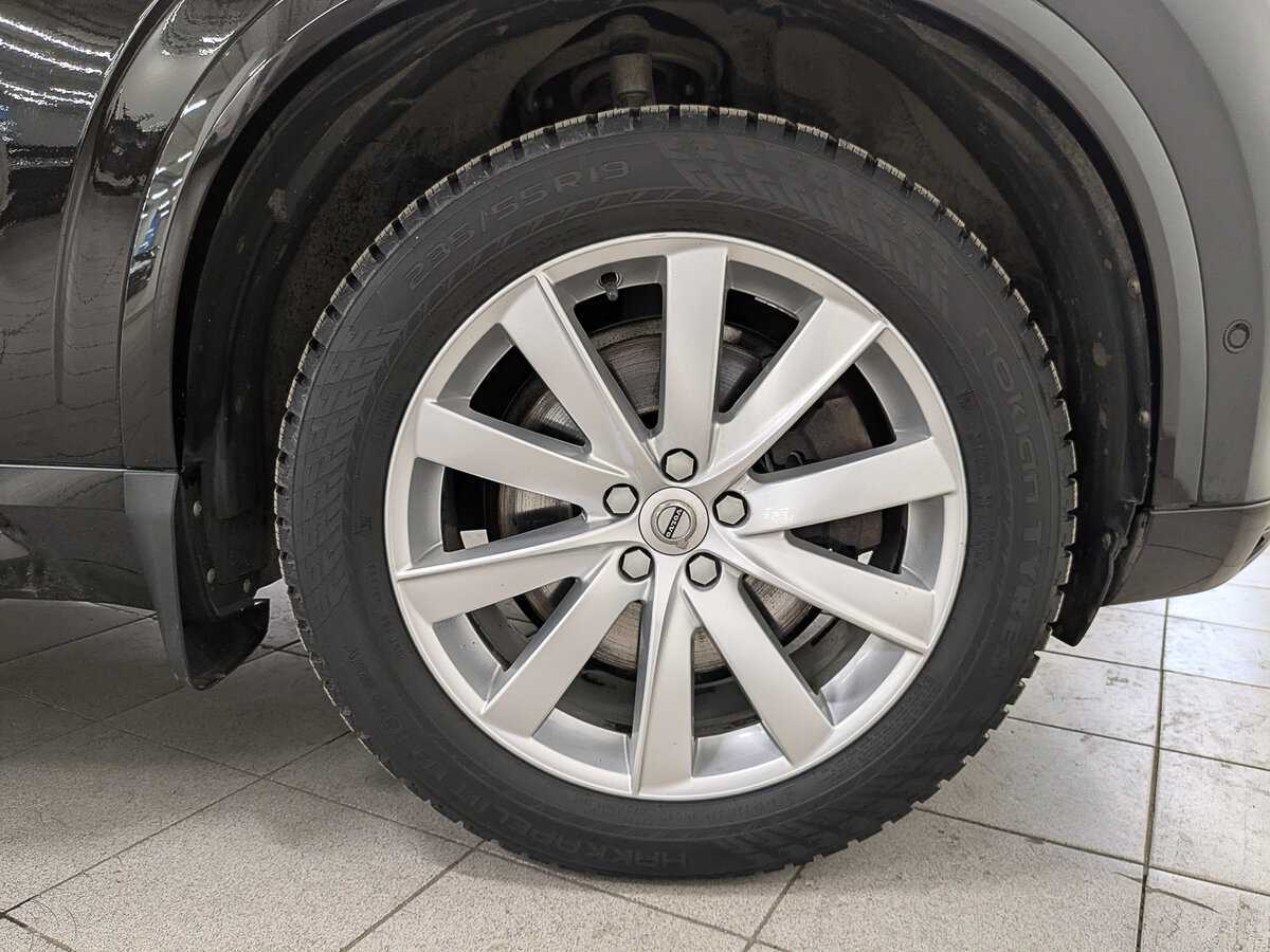 Купить Volvo XC90 с пробегом. Фото: #11
