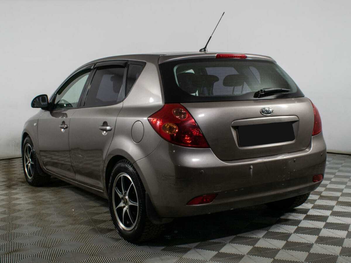 Купить Kia Ceed с пробегом. Фото: #5