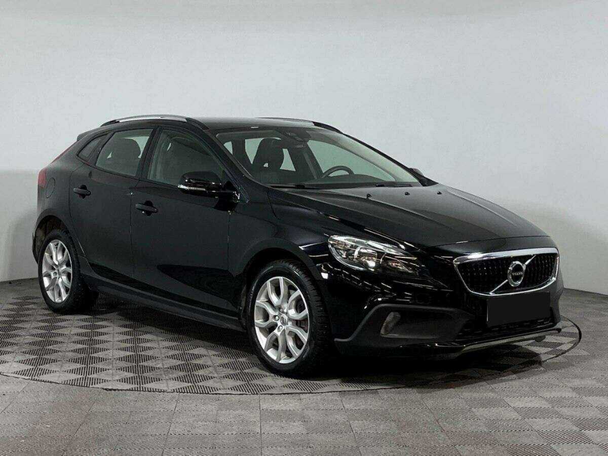 Купить Volvo V40 Cross Country с пробегом. Фото: #2