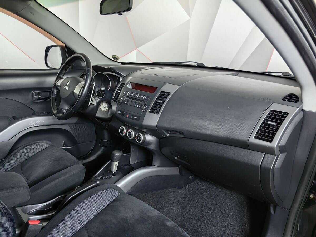 Купить Mitsubishi Outlander с пробегом. Фото: #8