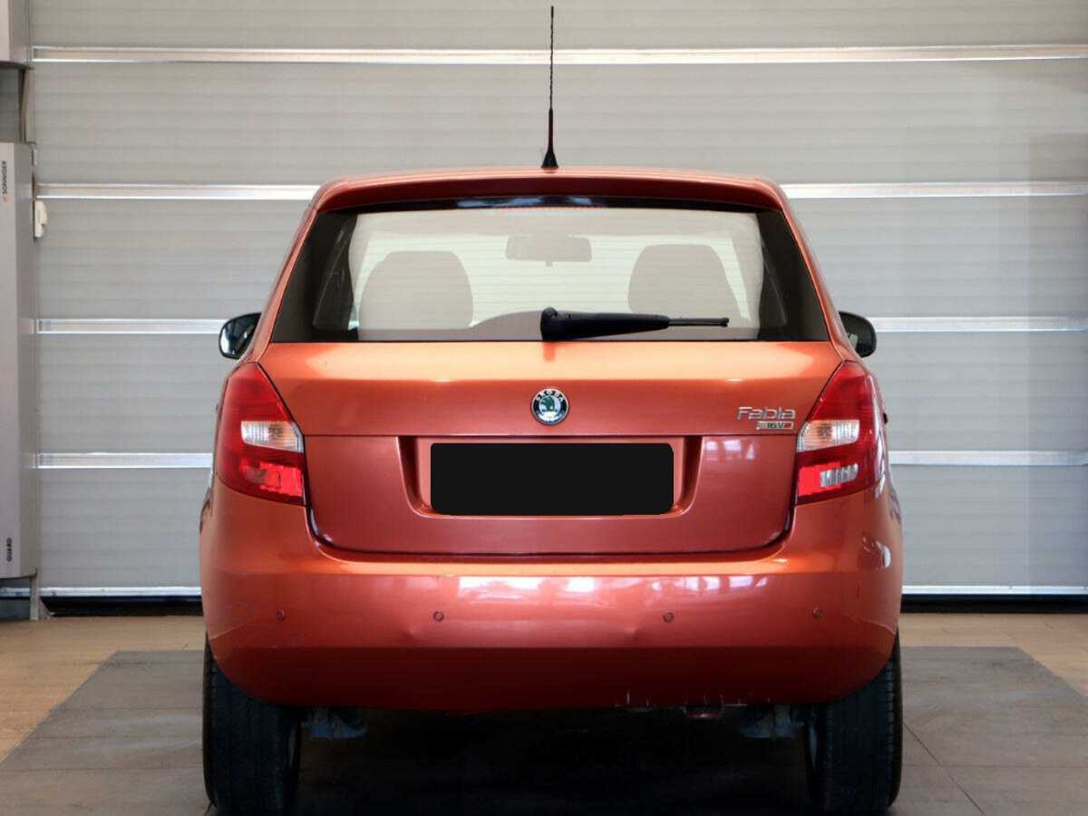Купить Skoda Fabia с пробегом. Фото: #4