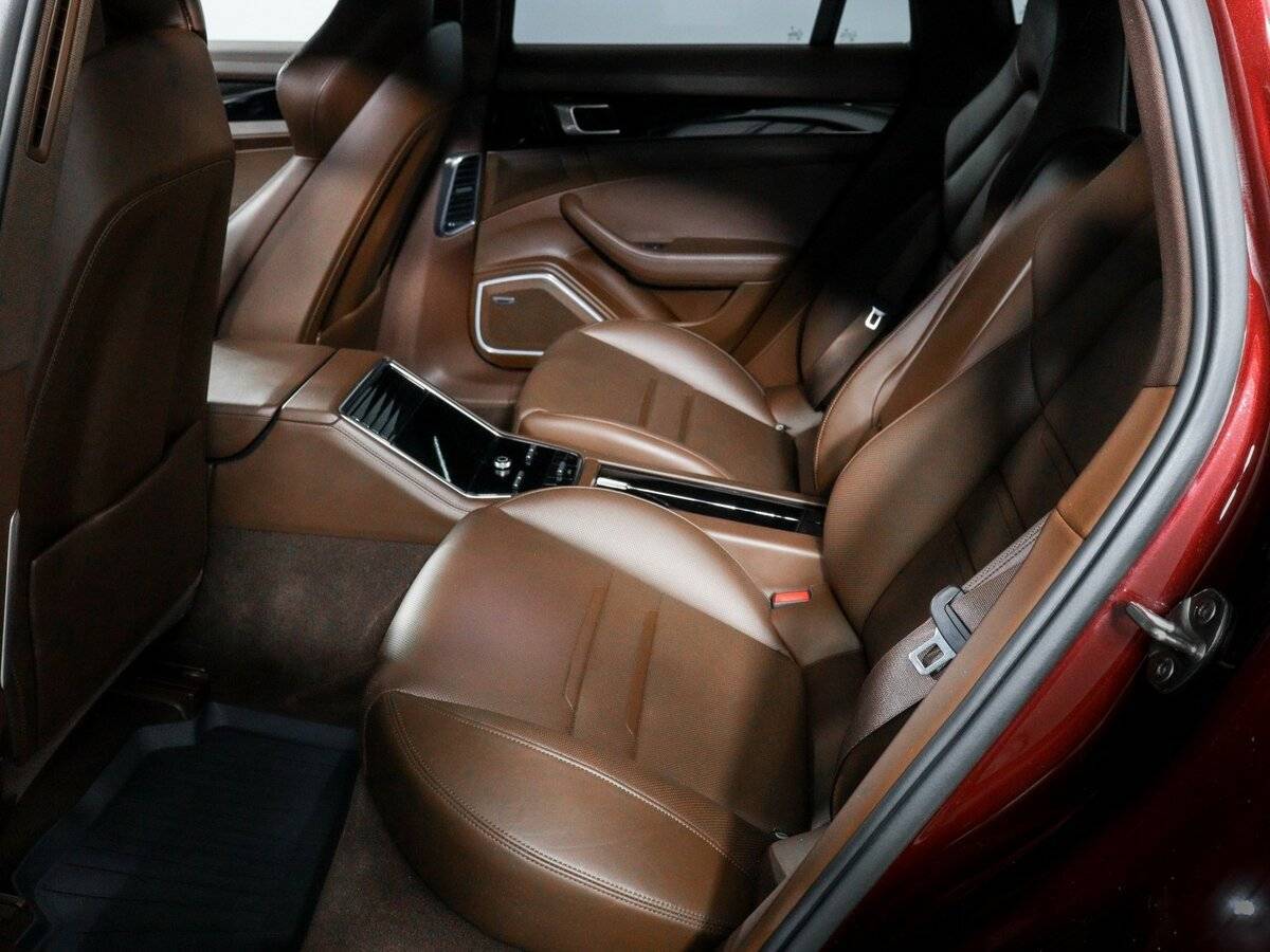 Купить Porsche Panamera с пробегом. Фото: #6