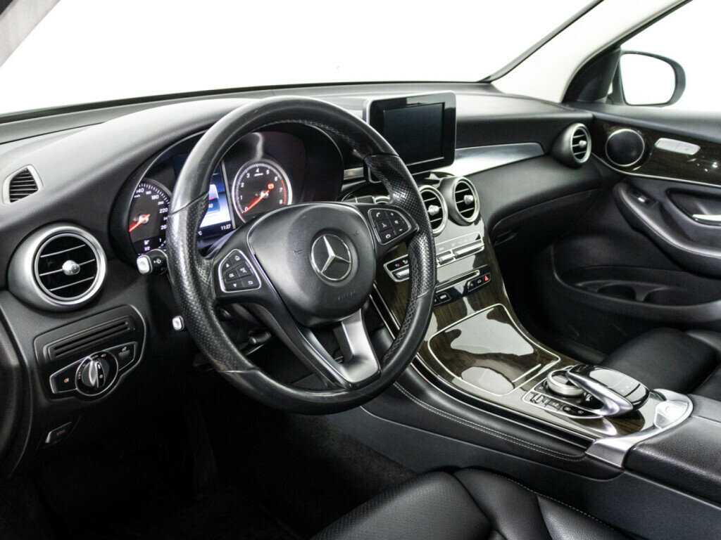 Купить Mercedes-Benz GLC с пробегом. Фото: #10