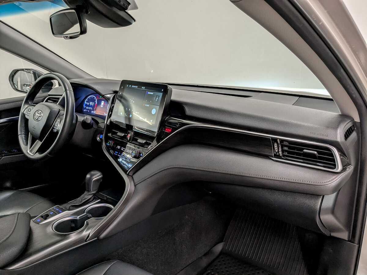 Купить Toyota Camry с пробегом. Фото: #10