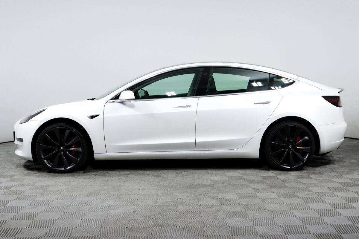 Купить Tesla Model 3 с пробегом. Фото: #7
