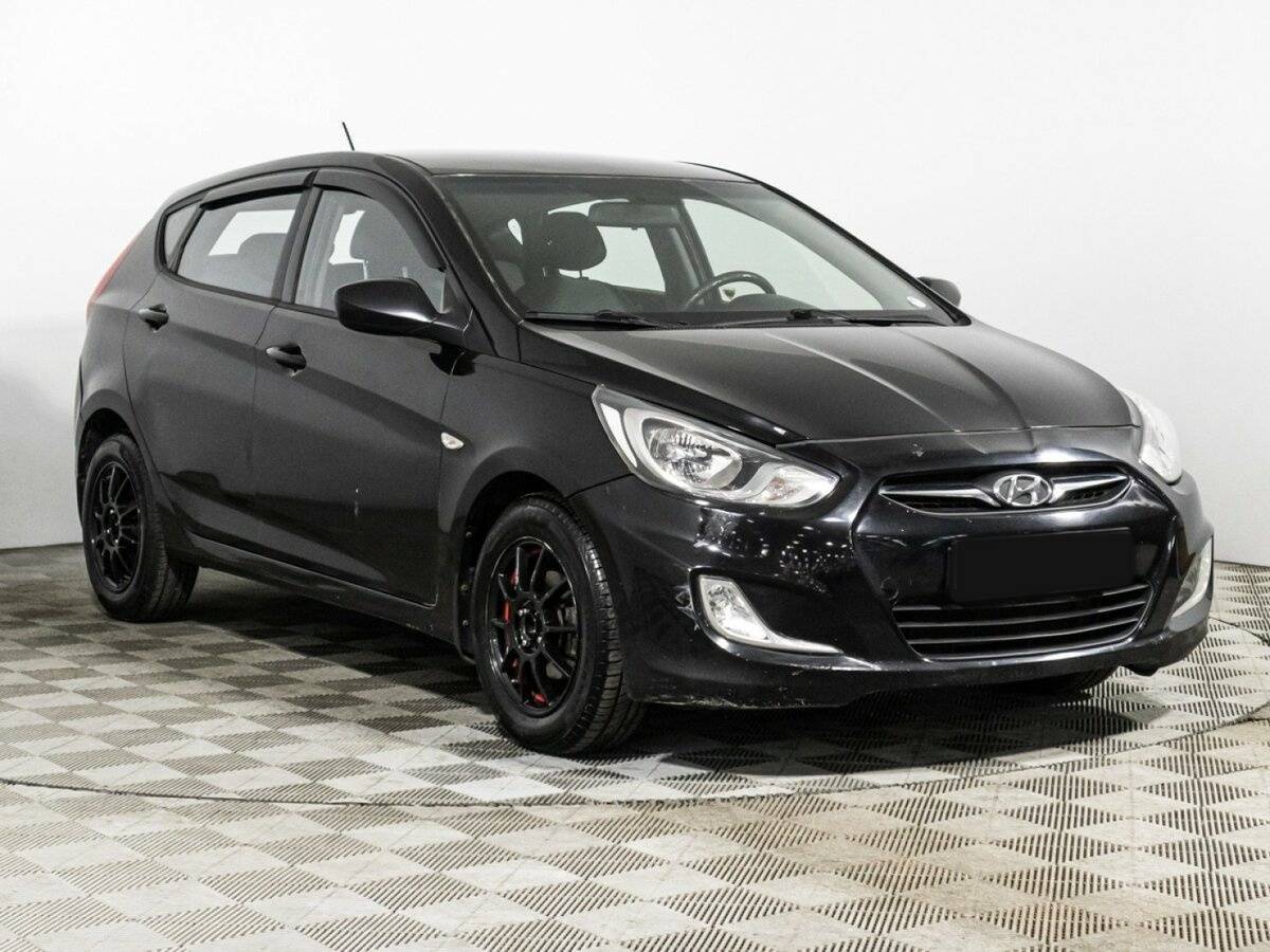 Купить Hyundai Solaris с пробегом. Фото: #2