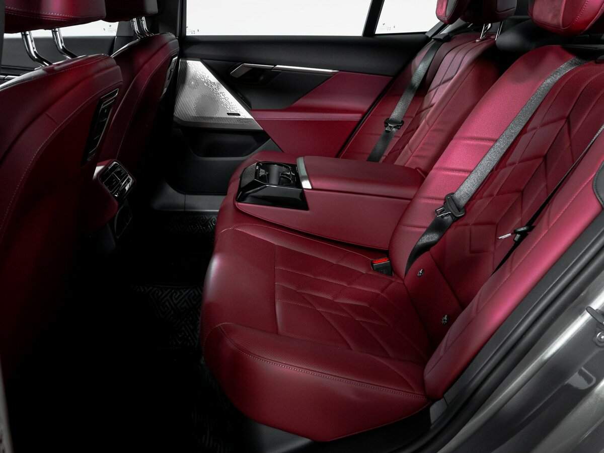 Купить BMW 5 серии с пробегом. Фото: #9