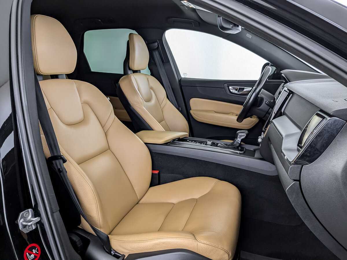 Купить Volvo XC60 с пробегом. Фото: #16