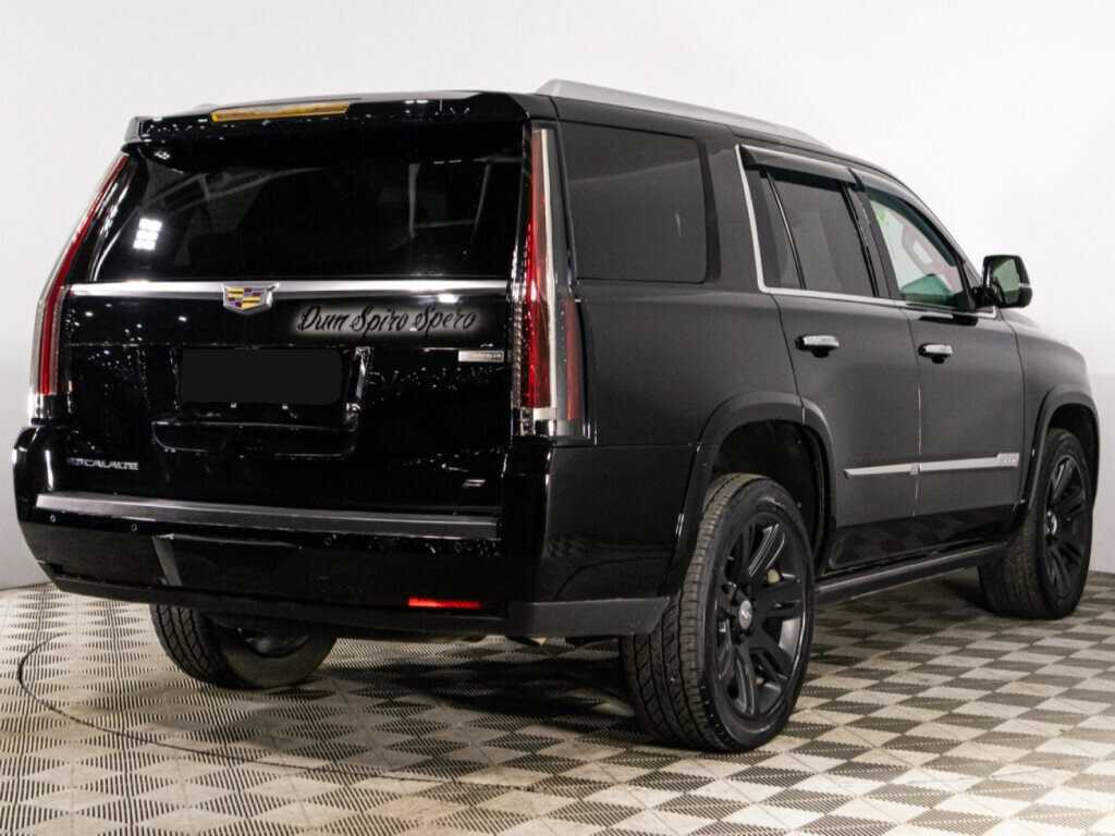 Купить Cadillac Escalade с пробегом. Фото: #4