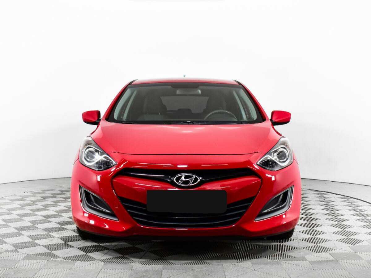 Купить Hyundai i30 с пробегом. Фото: #1