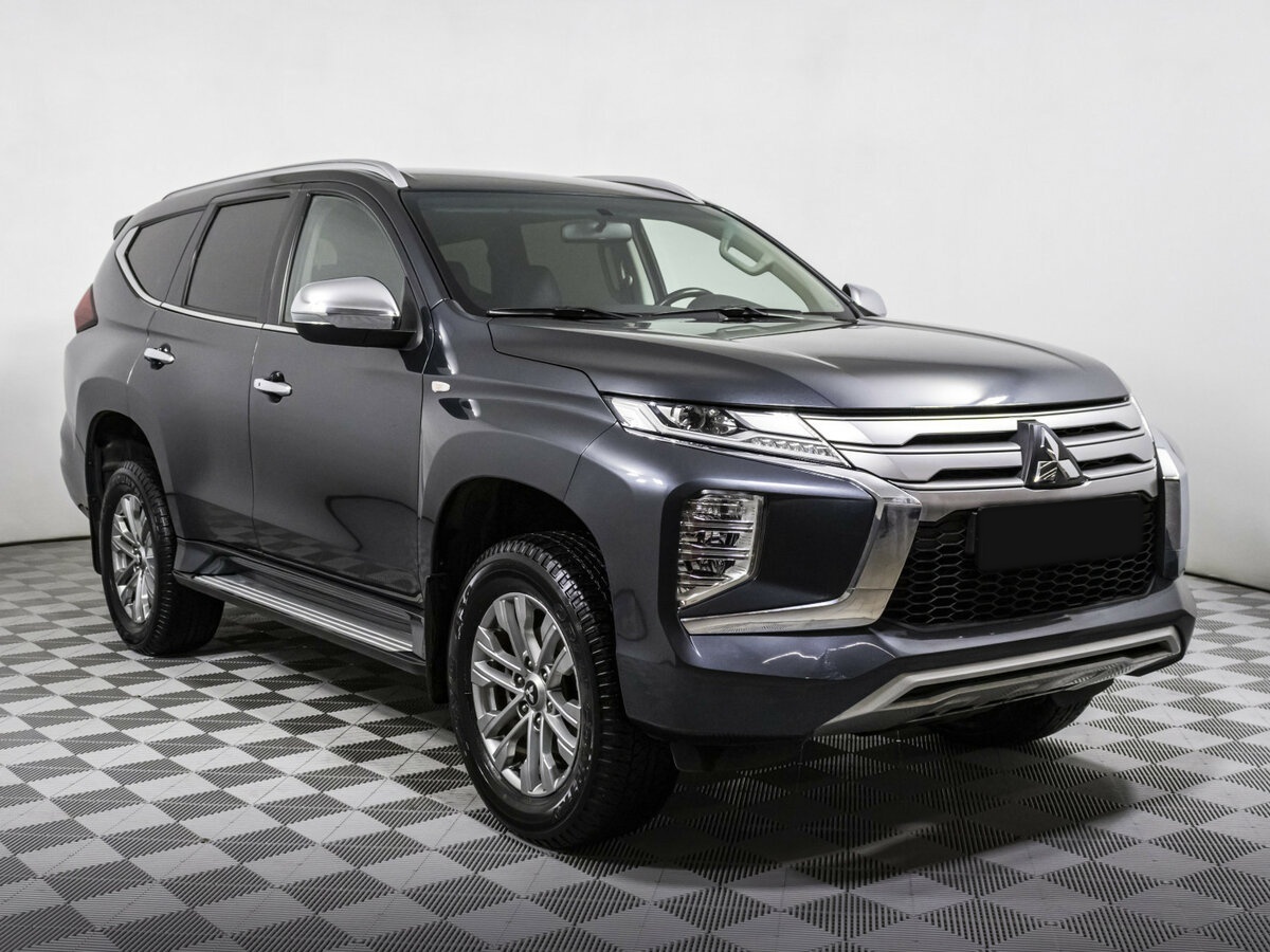 Купить Mitsubishi Montero Sport с пробегом. Фото: #2