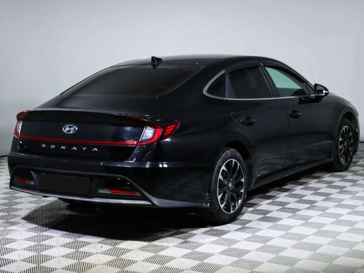 Купить Hyundai Sonata с пробегом. Фото: #3