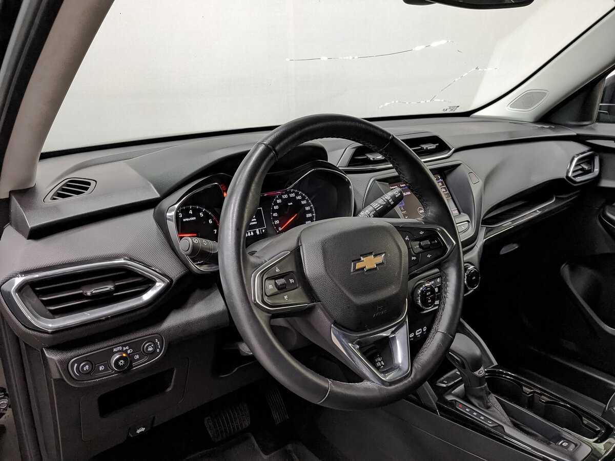 Купить Chevrolet TrailBlazer с пробегом. Фото: #14