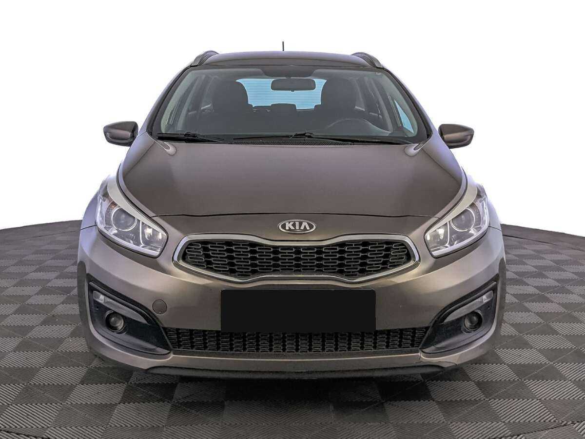 Купить Kia Ceed с пробегом. Фото: #1