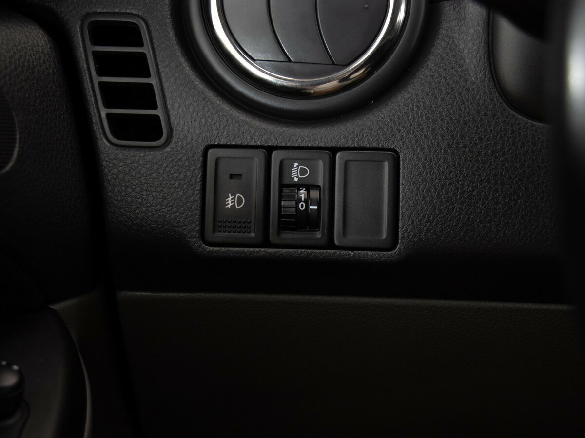 Купить Suzuki SX4 с пробегом. Фото: #11