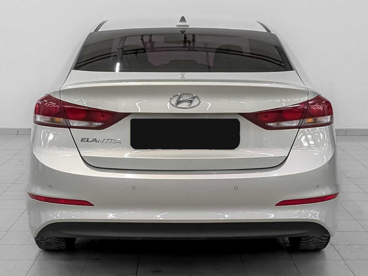 Купить Hyundai Elantra с пробегом. Фото: #5