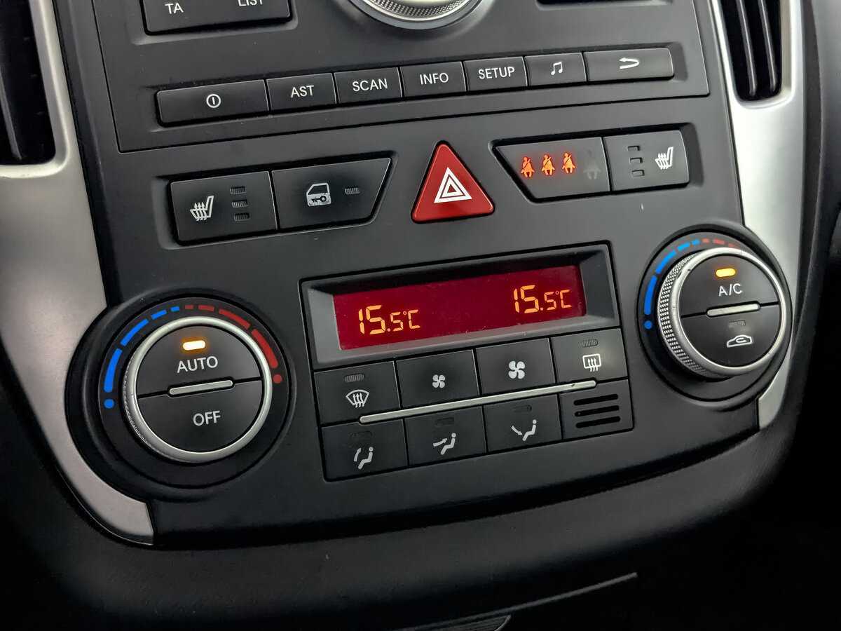 Купить Kia Ceed с пробегом. Фото: #16