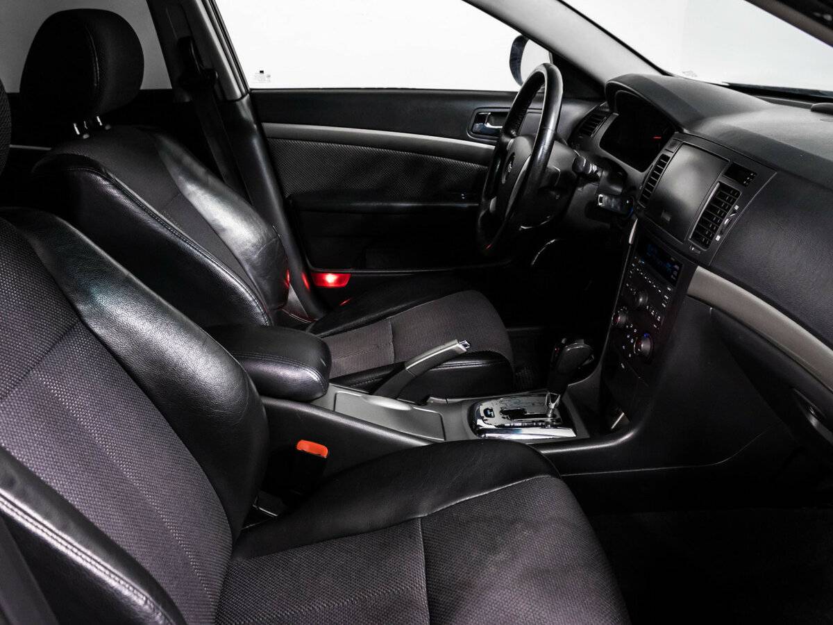 Купить Chevrolet Epica с пробегом. Фото: #10